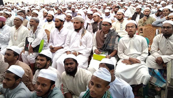 কওমি মাদ্রাসার ছাত্র-শিক্ষকদের রাজনীতি নিষিদ্ধ