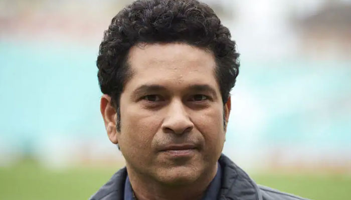 করোনা জয় করে বাড়ি ফিরলেন শচীন