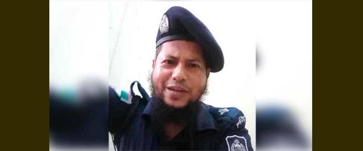 মামুনুলের পক্ষে বক্তব্য দেওয়া সেই এএসআই চাকরিচ্যুত মামুনুলের পক্ষে বক্তব্য দেওয়া সেই এএসআই চাকরিচ্যুত