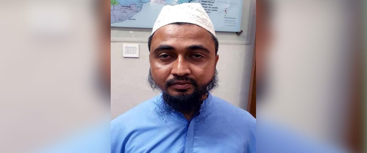 বগুড়ায় ছাত্রী ধর্ষণের অভিযোগে মাদ্রাসার অধ্যক্ষ গ্রেপ্তার বগুড়ায় ছাত্রী ধর্ষণের অভিযোগে মাদ্রাসার অধ্যক্ষ গ্রেপ্তার