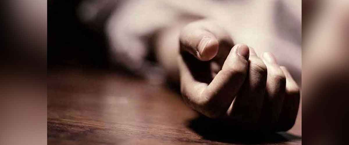মগবাজারের বাসায় চিকিৎসকের লাশ, গলায় ফাঁসের দাগ মগবাজারের বাসায় চিকিৎসকের লাশ, গলায় ফাঁসের দাগ