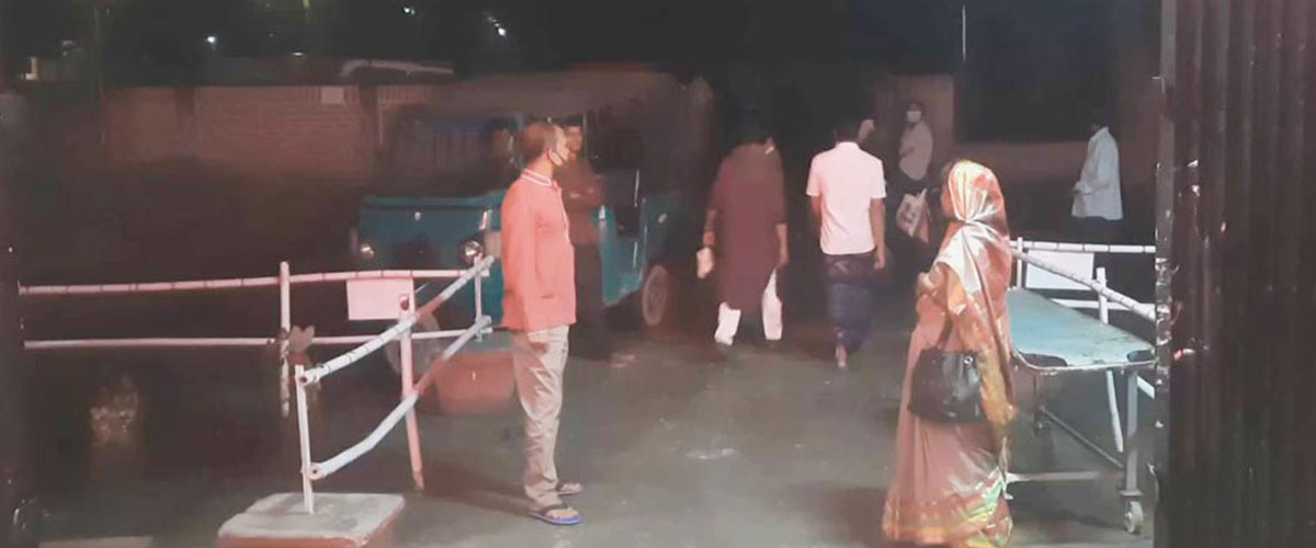 তেঁতুলিয়ায় ট্রাক্টর-থ্রি হুইলার সংঘর্ষে নিহত ২ তেঁতুলিয়ায় ট্রাক্টর-থ্রি হুইলার সংঘর্ষে নিহত ২