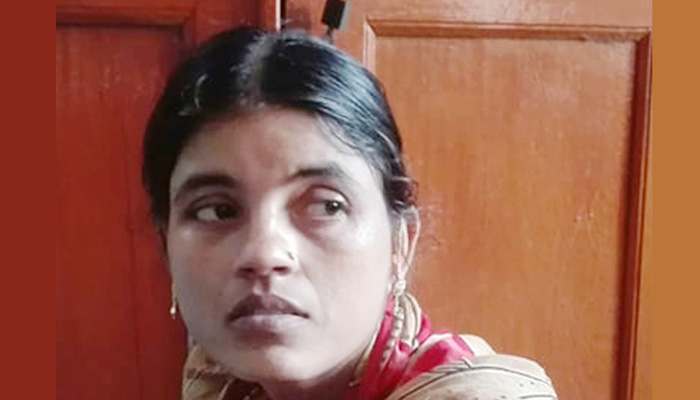 চতুর্থ সন্তানও কন্যা, পুকুরে ফেলে দিলেন মা!