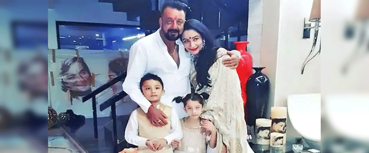 জেলে থাকাকালীন সন্তানদের বলেছি পাহাড়ে শুটিং করছি: সঞ্জয় দত্ত জেলে থাকাকালীন সন্তানদের বলেছি পাহাড়ে শুটিং করছি: সঞ্জয় দত্ত