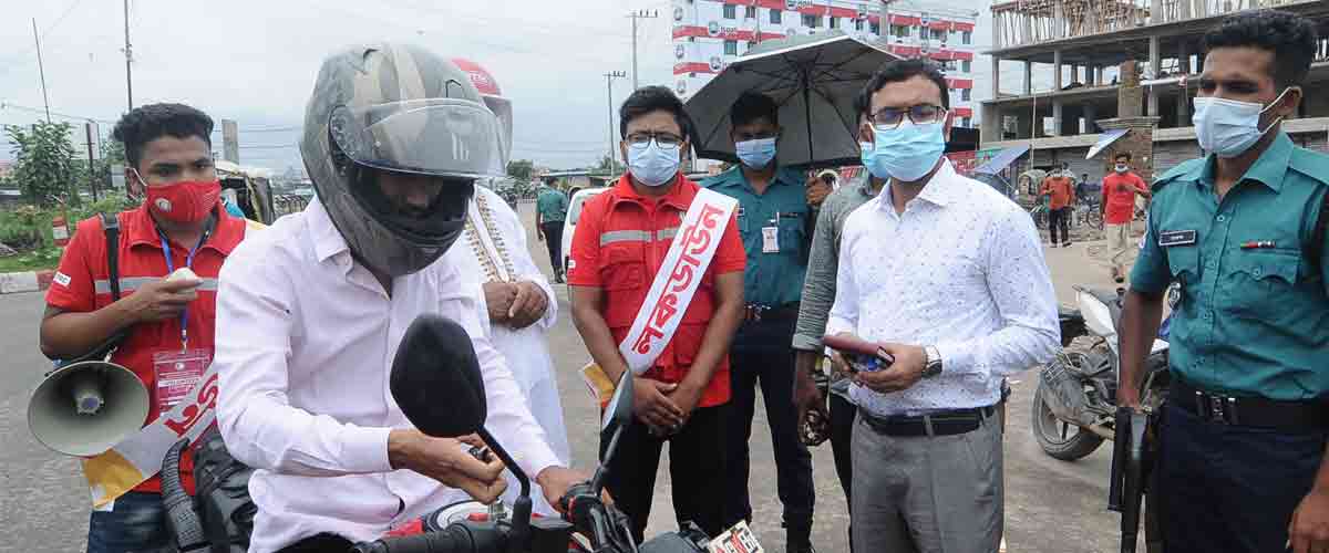 লকডাউন: ২০ চেকপোস্টে সিএমপির ১০ মামলা লকডাউন: ২০ চেকপোস্টে সিএমপির ১০ মামলা
