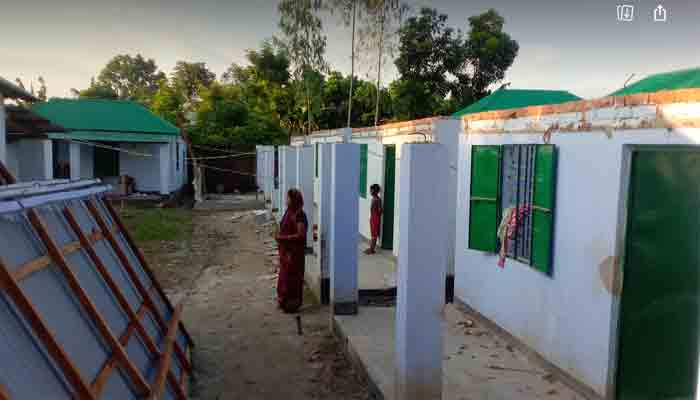 আশ্রয়ণ প্রকল্পের ঘর ভেঙে উঁচু করা হচ্ছে