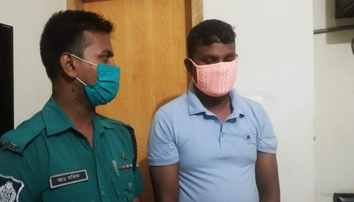 কাশিমপুর কারাগারে ইয়াবাসহ কারারক্ষী আটক