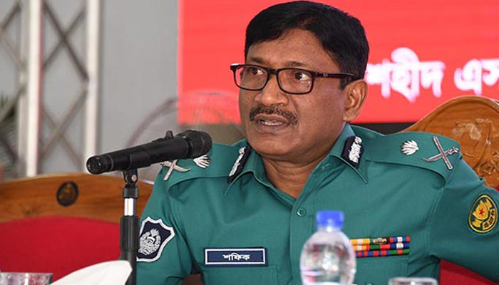 তালেবানের আহ্বানে দেশত্যাগীরা ফিরলে গ্রেপ্তার: ডিএমপি কমিশনার তালেবানের আহ্বানে দেশত্যাগীরা ফিরলে গ্রেপ্তার: ডিএমপি কমিশনার