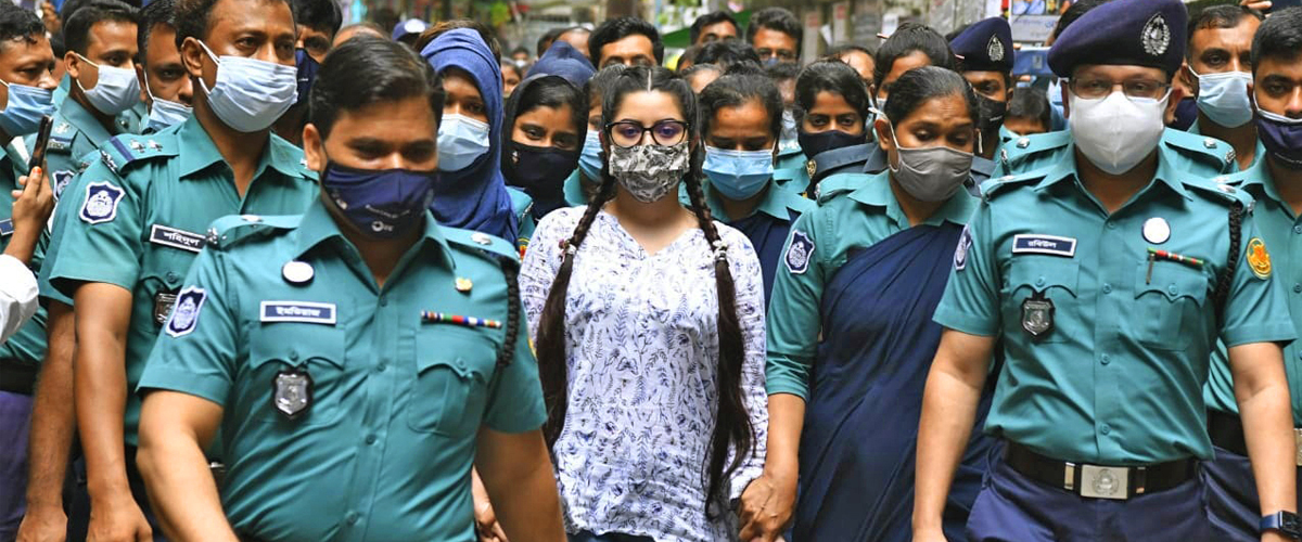 পরীমণির পক্ষে বিনা পয়সায় লড়তে চাচ্ছেন আইনজীবীরা পরীমণির পক্ষে বিনা পয়সায় লড়তে চাচ্ছেন আইনজীবীরা