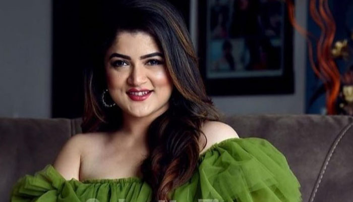 আমি যদি আমার খাবার তোমার সঙ্গে শেয়ার করি...