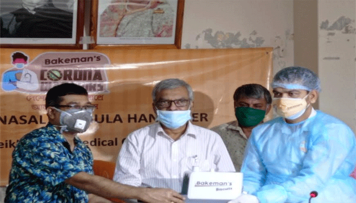 ফরিদপুর বঙ্গবন্ধু মেডিকেলে হাইফ্লো ন্যাজাল ক্যানোলা দিল আকিজ বেকার্স
