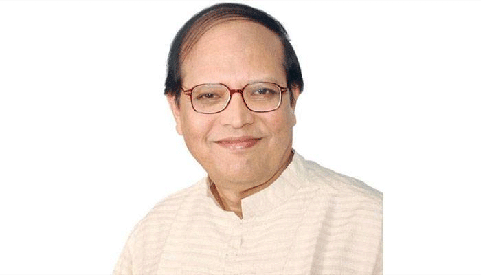 প্রকৃতি তার নামে কবিতা লেখে