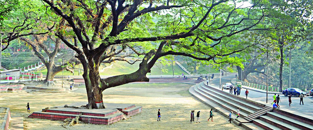 হাসপাতাল প্রকল্প বাতিলে সিআরবিতে সাইকেল র্যালি হাসপাতাল প্রকল্প বাতিলে সিআরবিতে সাইকেল র্যালি
