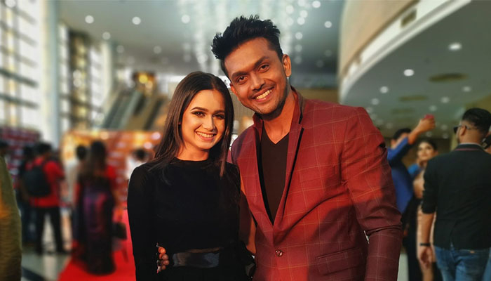 ‘নূর’ ছবিতে আরিফিন শুভর নায়িকা ঐশী