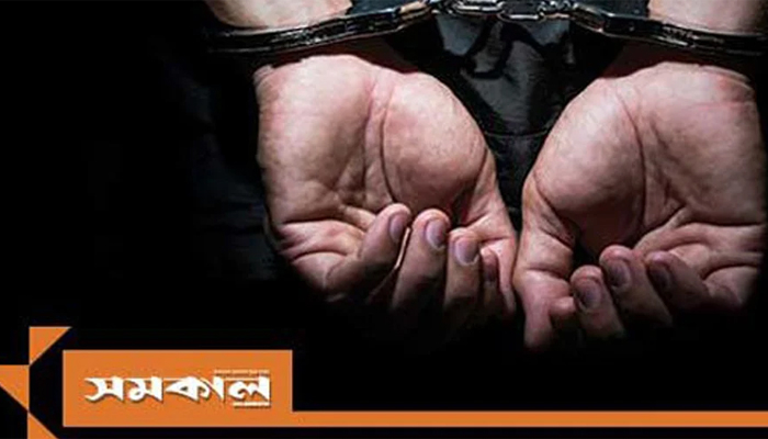 ব্যাংক থেকে প্রতারক চক্রের ৬ নারী সদস্য আটক