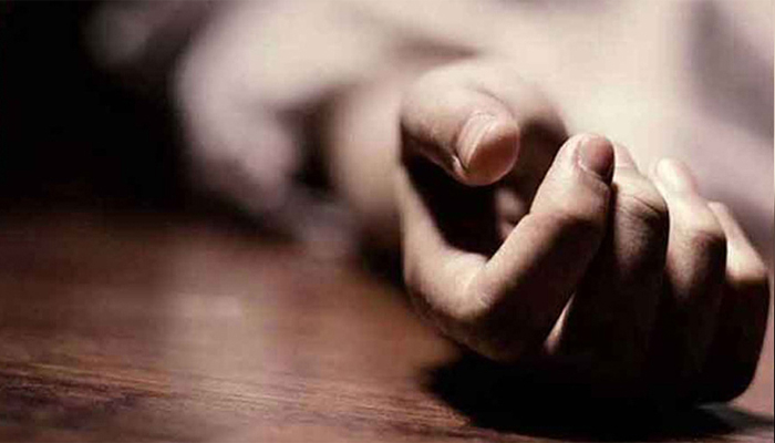 রূপসী পাহাড়ে খুঁটিতে ঝুলছিল লাশটি