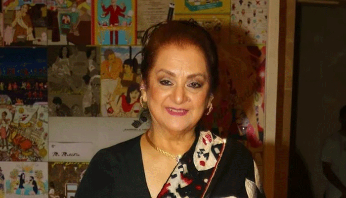 হাসপাতাল থেকে বাড়ি ফিরেছেন সায়রা বানু