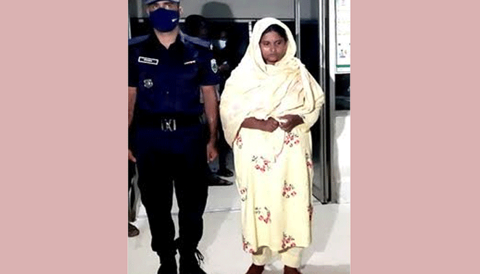 গৃহকর্মীকে নির্যাতনের অভিযোগে পুলিশ কর্মকর্তার স্ত্রী গ্রেপ্তার