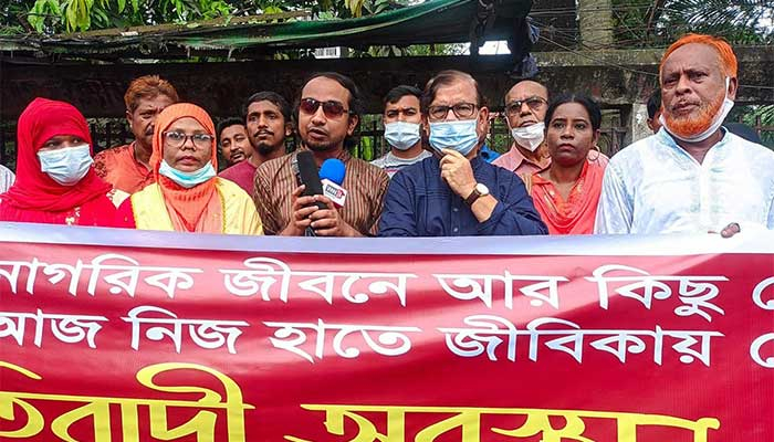 রাজপথে না নামুন, অন্যায়ের প্রতিবাদ করুন: মান্না