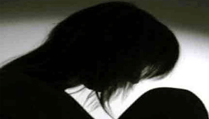 সালিশে সমাজচ্যুত ধর্ষণের শিকার নারী