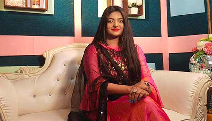 অ্যালবাম বা একক গান করে সচ্ছলভাবে বেঁচে থাকা কঠিন: সালমা