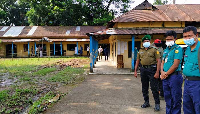সিলেট-৩ আসনে ভোটগ্রহণ চলছে