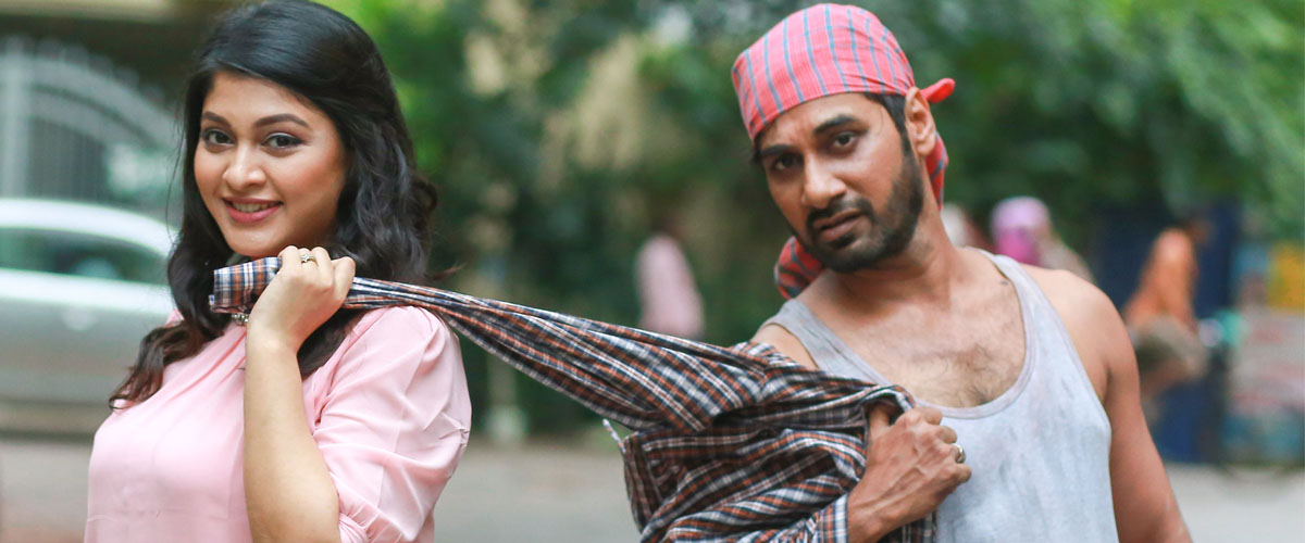 ইশতিয়াক আহমেদের ’রংমিস্ত্রী’ সজল, থাকছেন সারিকাও ইশতিয়াক আহমেদের ’রংমিস্ত্রী’ সজল, থাকছেন সারিকাও