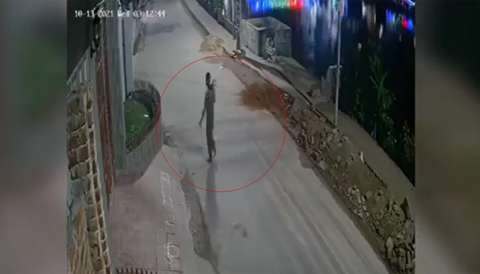 কে এই ইকবাল?