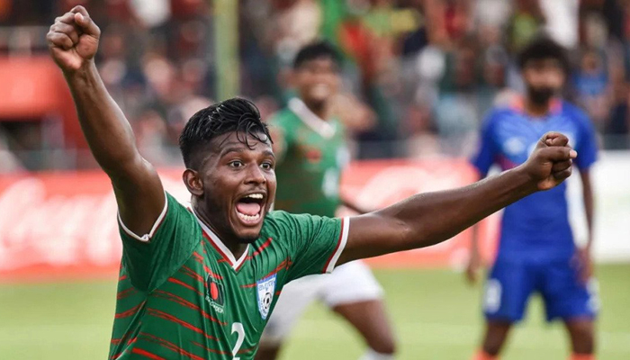 ভারতকে ঠেকালো দশজনের বাংলাদেশ