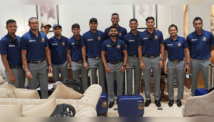 ওমান পৌঁছেছেন মাহমুদউল্লাহ-মুশফিকরা