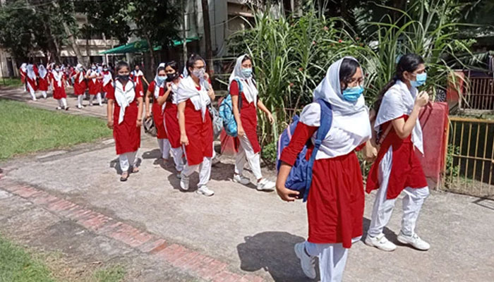 স্কুলশিক্ষার্থীদের টিকা দেওয়া শুরু এ সপ্তাহে