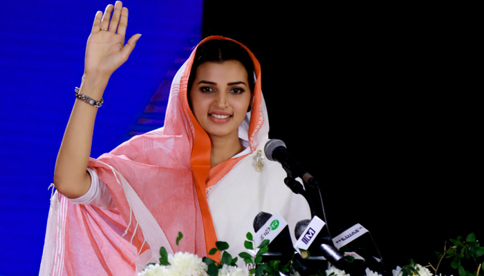 বাস্তব জীবনে নেত্রী হওয়ার ইচ্ছে নেই: বর্ষা বাস্তব জীবনে নেত্রী হওয়ার ইচ্ছে নেই: বর্ষা