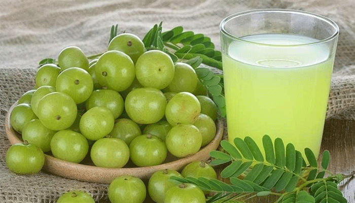 শীতকালে আমলকী খেলে যেসব উপকারিতা পাওয়া যায়