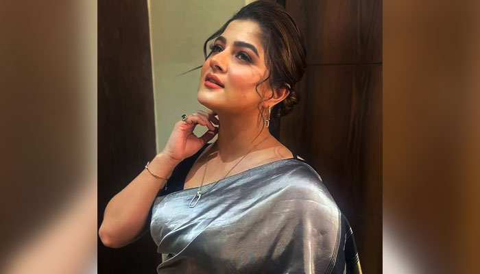 অবশেষে বিজেপি ছাড়লেন শ্রাবন্তী, নতুন জল্পনা
