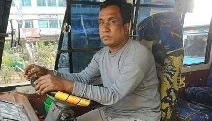 বাসচালককে পিটিয়ে হত্যা: মাইক্রোবাসের ৩ আরোহী গ্রেপ্তার