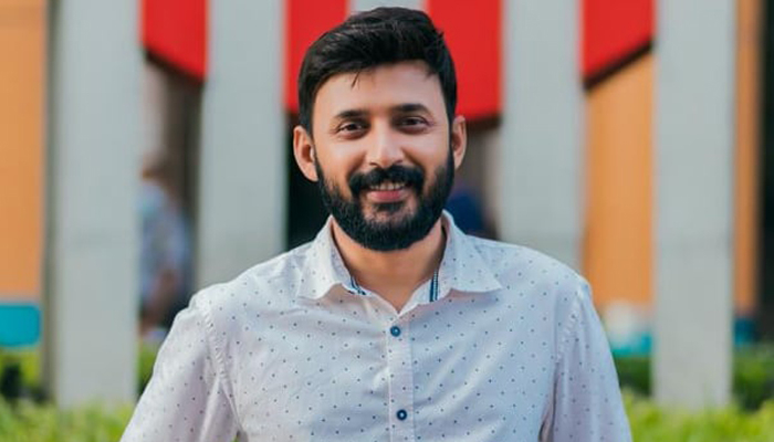 নিজেকে সব সময়ই ফিল্ম মেকার ভাবি: মনোজ