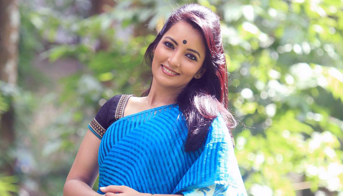 মা হওয়ার পর জীবনকে নতুনভাবে উপভোগ করতে শিখেছি: মুনমুন