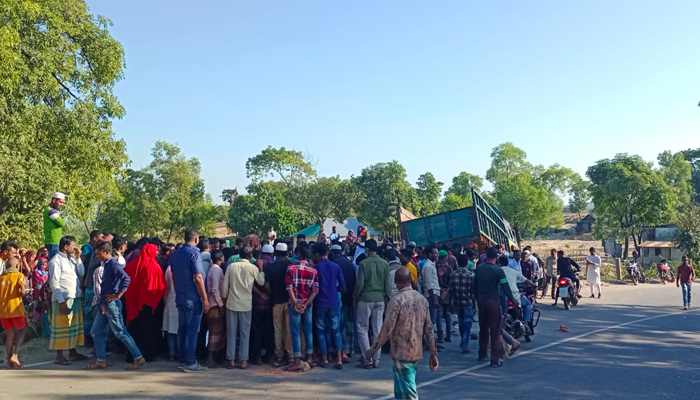ভ্রমণে এসে সড়ক দুর্ঘটনায় প্রাণ গেল ২ পর্যটকের ভ্রমণে এসে সড়ক দুর্ঘটনায় প্রাণ গেল ২ পর্যটকের