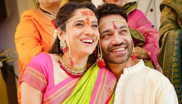 ভিকিকেই বিয়ে করছেন সুশান্তের সাবেক প্রেমিকা অঙ্কিতা ভিকিকেই বিয়ে করছেন সুশান্তের সাবেক প্রেমিকা অঙ্কিতা