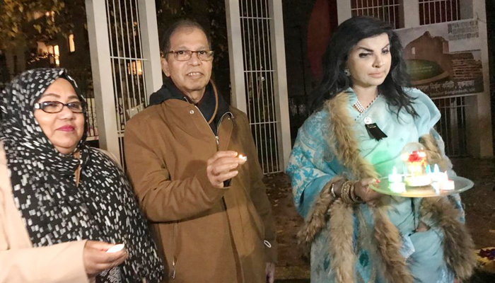 লন্ডনে শহীদ বুদ্ধিজীবী দিবসে নির্মূল কমিটির প্রদীপ প্রজ্বলন লন্ডনে শহীদ বুদ্ধিজীবী দিবসে নির্মূল কমিটির প্রদীপ প্রজ্বলন