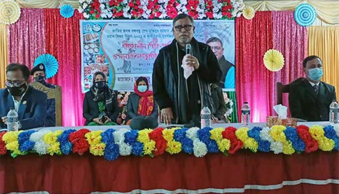 সোমবারের মধ্যে টিকার বুস্টার ডোজের ট্রায়াল শুরু: স্বাস্থ্যমন্ত্রী সোমবারের মধ্যে টিকার বুস্টার ডোজের ট্রায়াল শুরু: স্বাস্থ্যমন্ত্রী