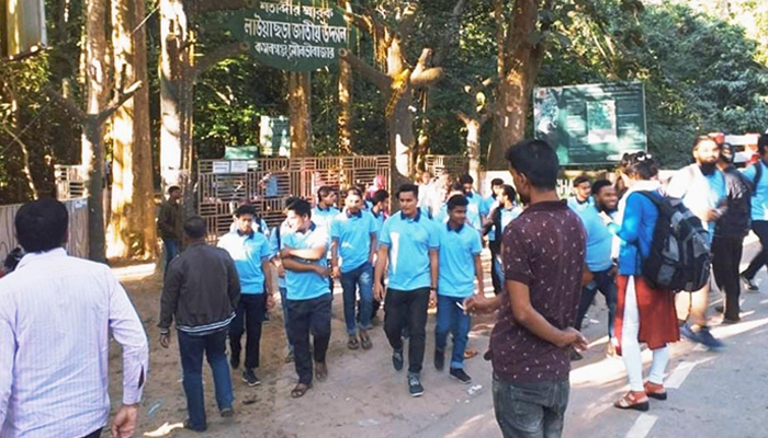 লাউয়াছড়া জাতীয় উদ্যানে পর্যটকের ভিড়