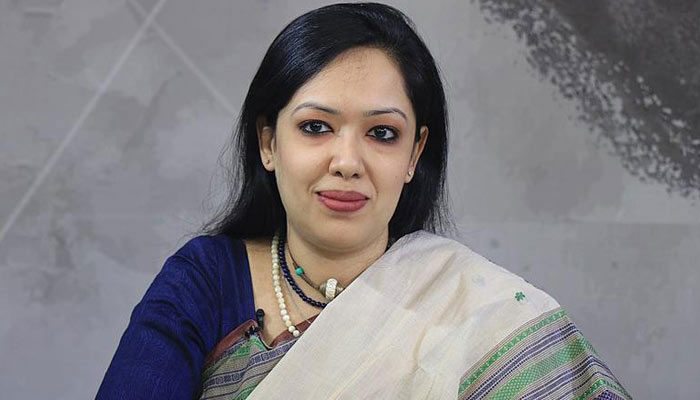 এ কমিশন লইয়া কী করিব?