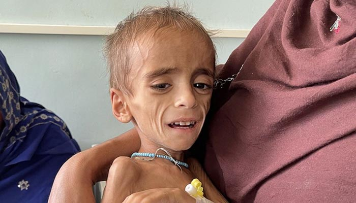 অস্ত্রোপচার কক্ষে সন্তানসহ নিজেকে মেরে ফেলতে বললেন মা