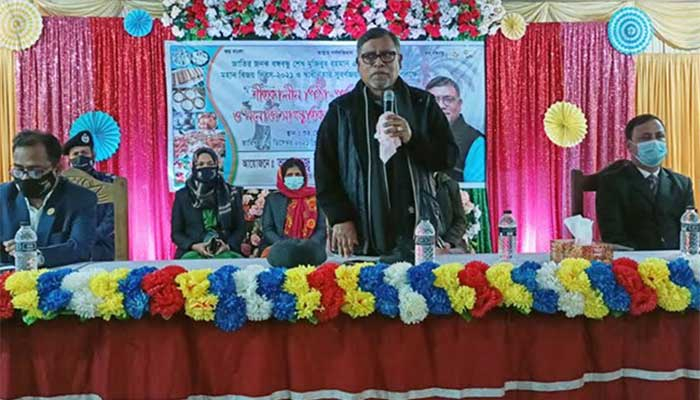 সোমবারের মধ্যে টিকার বুস্টার ডোজের ট্রায়াল শুরু: স্বাস্থ্যমন্ত্রী