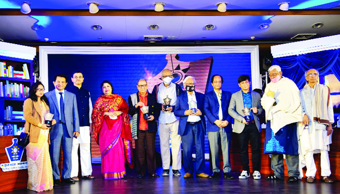 সৃজন-প্রেরণার উজ্জ্বল সন্ধ্যা সৃজন-প্রেরণার উজ্জ্বল সন্ধ্যা