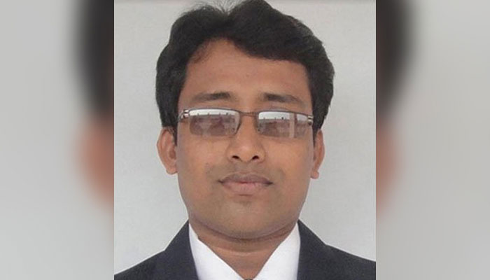 কুয়েট শিক্ষক ড. সেলিমের পরিবারে ক্ষোভ-হতাশা কুয়েট শিক্ষক ড. সেলিমের পরিবারে ক্ষোভ-হতাশা