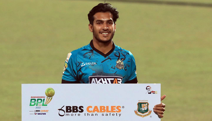 বিপিএলের অভিষেকে হ্যাটট্রিক করা কে এই মৃত্যুঞ্জয়