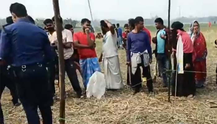 ফরিদপুরে আগুনে পোড়া অজ্ঞাত মরদেহ উদ্ধার