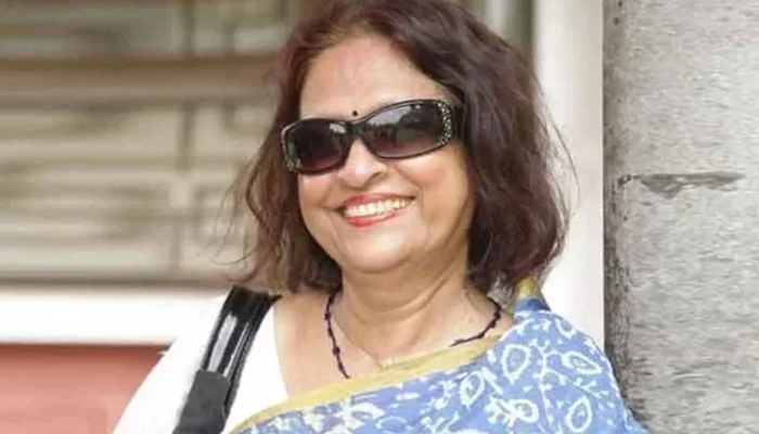 মুখ চেপে ধরলে কামড় দিয়ে বাঁচতে চেয়েছিলেন সাঈদা